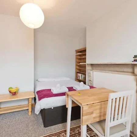 6 Clean Lägenhet *